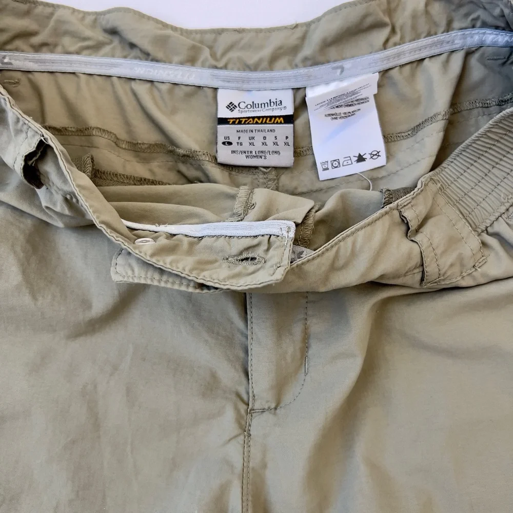 Columbia Cargo Shorts